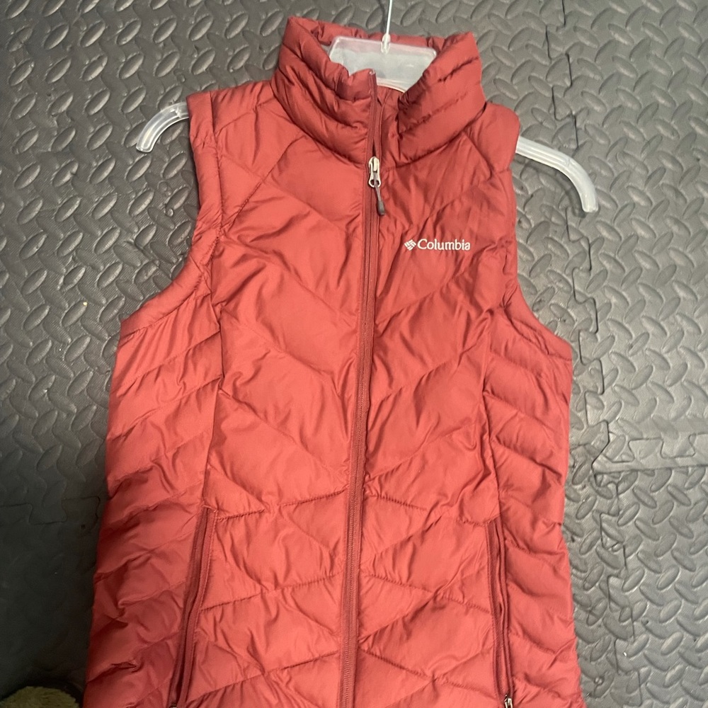 Red Columbia Omni-Heat Vest